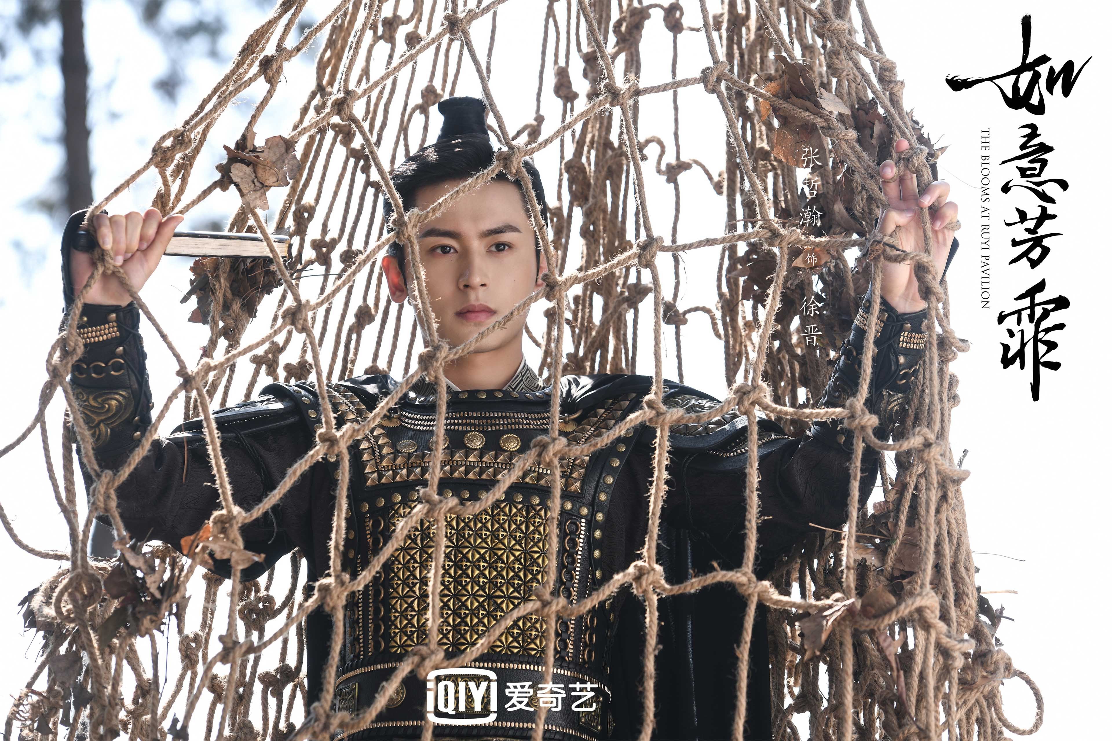 曼联战术调整获佳绩，笑傲咫尺之遥，曼联最经典的比赛